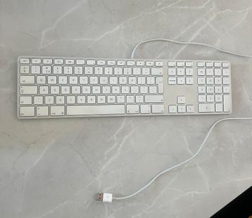 Apple Toetsenbord Wired QWERTY beschikbaar voor biedingen