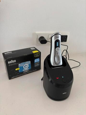 Braun S9 Scheerapparaat wet-and-dry beschikbaar voor biedingen