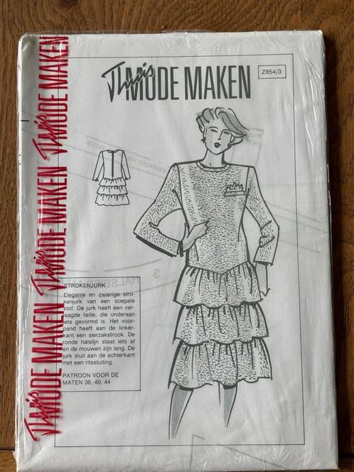 854/3 Patroon stroken jurk, Vintage jaren 80, Hobby en Vrije tijd, Kledingpatronen, Nieuw, Overige typen, Vrouw, Overige merken