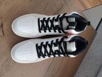 Sneakers ( Dames )., Kleding | Dames, Schoenen, Nieuw, Ophalen of Verzenden, Sneakers of Gympen, Graceland