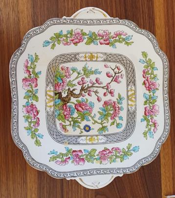 Vintage Aynsley Indian Tree gebaksbordjes plus cakeschaal beschikbaar voor biedingen