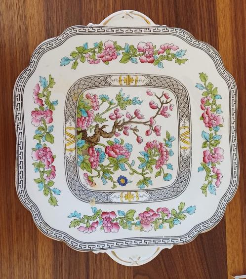 Vintage Aynsley Indian Tree gebaksbordjes plus cakeschaal, Verzamelen, Porselein, Kristal en Bestek, Zo goed als nieuw, Bord of Schaal