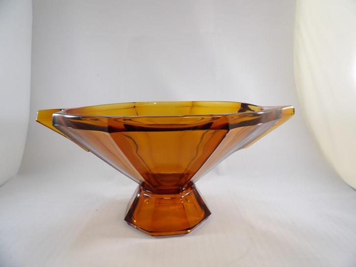 Art Deco grote Schaal op voet Boheems, amber, Antiek en Kunst, Antiek | Glas en Kristal, Ophalen of Verzenden