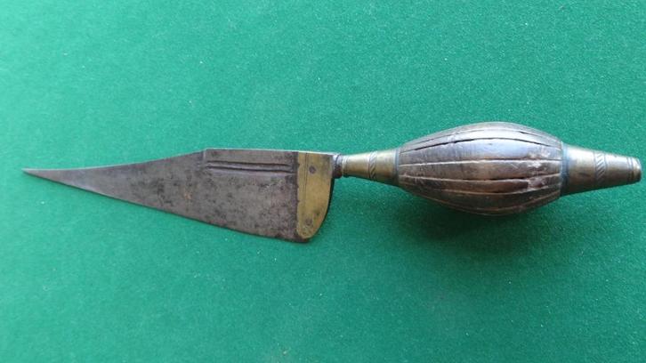 Schitterende antieke dolk 19e eeuw, Antiek en Kunst, Antiek | Gereedschap en Instrumenten, Ophalen of Verzenden