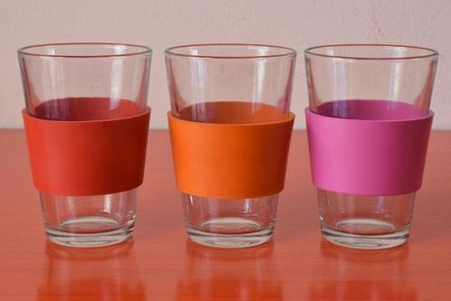 Set van 3 retro vintage theeglazen / cappuccinoglazen, Huis en Inrichting, Keuken | Servies, Zo goed als nieuw, Kop(pen) en/of Schotel(s)