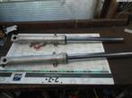Gezocht Honda NTV 650 Revere 1991 voorpoten, Motoren, Ophalen of Verzenden, Gebruikt
