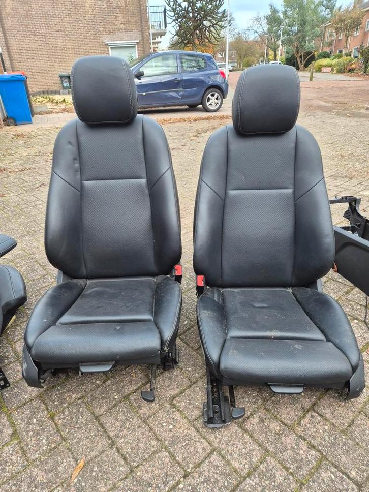 Mercedes C w205 zwart leren half electrisch interieur, Auto-onderdelen, Interieur en Bekleding, Ophalen