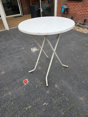 Te koop in goede staat  beschikbaar voor biedingen