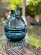 Vaas blauw, Huis en Inrichting, Woonaccessoires | Vazen, Ophalen of Verzenden, Zo goed als nieuw, Blauw, Glas