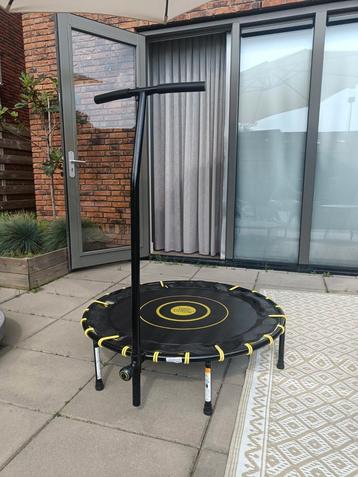 Fitness trampoline (zo goed als nieuw) DOMYOS beschikbaar voor biedingen