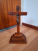 Kruisbeeld hout, Verzamelen, Ophalen of Verzenden, Gebruikt