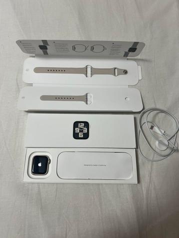 Apple Watch SE (gen 2) - Nieuw! - 100% Batterij - Compleet beschikbaar voor biedingen