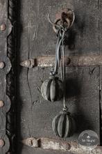 Houten klos ornament hanger leren veter hang stoer sober, Verzenden, Nieuw