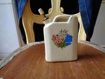 Oude / vintage / brocante schenk fles beschikbaar voor biedingen