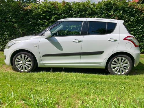 Suzuki Swift 1.2 5-D 2013 Wit, Auto's, Suzuki, Particulier, Swift, ABS, Airbags, Airconditioning, Bluetooth, Centrale vergrendeling