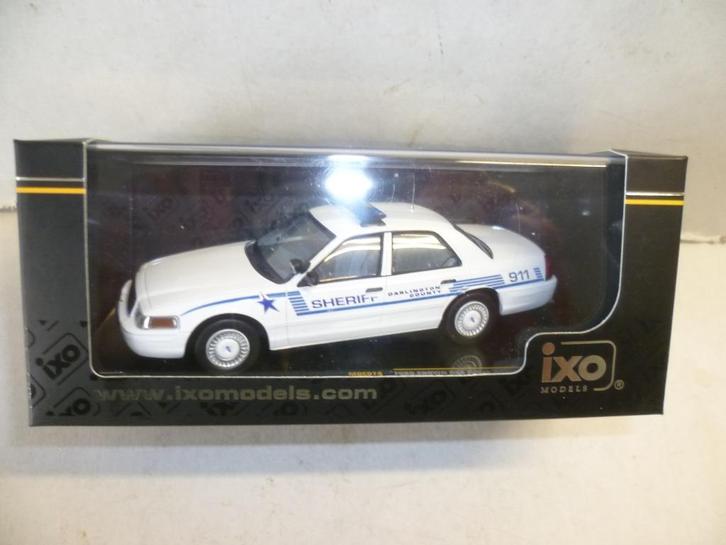 Ixo Ford Crown USA Police Sheriff Darlington County modelaut, Hobby en Vrije tijd, Modelauto's | 1:43, Nieuw, Auto, Overige merken