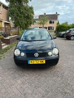 Volkswagen Polo 1.2 2003 Zwart, Auto's, Volkswagen, Stof, 64 pk, 1198 cc, Zwart