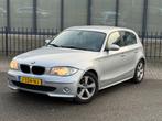 BMW 1-serie 118i Business Line Automaat!, Auto's, Achterwielaandrijving, Stoelverwarming, 4 cilinders, 129 pk
