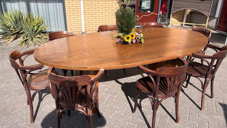 Massief Houten tafel Ovale Stamtafel 240x130cm eettafel, Huis en Inrichting, Tafels | Eettafels, Gebruikt, 100 tot 150 cm, 200 cm of meer