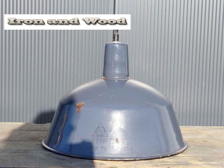 Blauw grijze emaille vintage oude lamp H25 D36, Huis en Inrichting, Lampen | Plafondlampen, Gebruikt, Ophalen of Verzenden