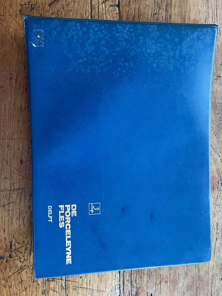 De Porceleyne fles catalogus 1974, Boeken, Verzenden, Gelezen, Catalogus