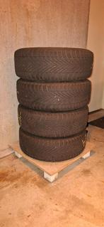 Pirelli winterbanden op lichtmetalen velg, o.a. Peugeot 308, Auto-onderdelen, Banden en Velgen, Ophalen, Gebruikt, 16 inch, Banden en Velgen