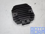 Spanningsregelaar voor Yamaha YZF R1 1998 - 2001 RN01 RN04 r, Gebruikt, -, -, Ophalen of Verzenden