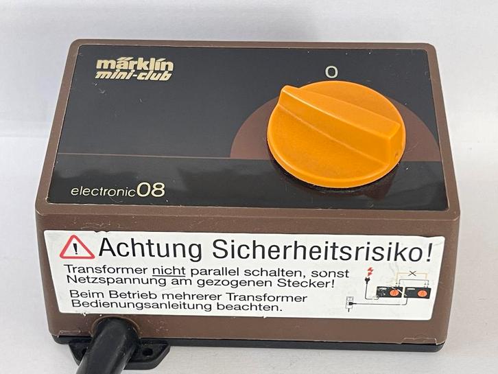 *** Vintage ** Marklin Mini-club 6701 TRANSFORMATOR **, Hobby en Vrije tijd, Modeltreinen | H0, Zo goed als nieuw, Transformator of Voeding