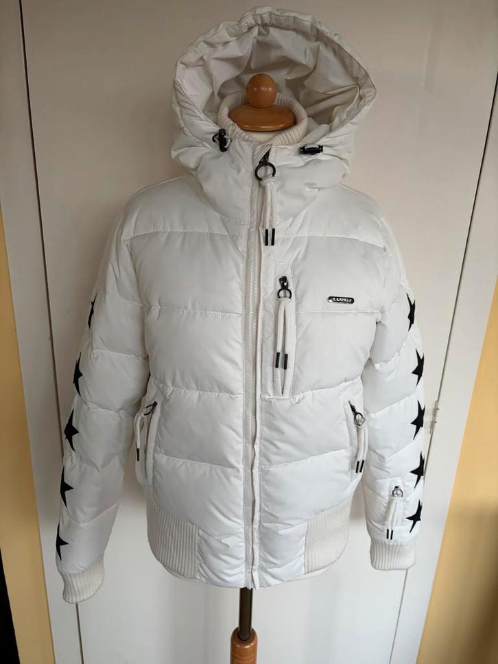 Airforce wit ski jack met zwarte sterren op de mouw. Maat L, Kleding | Dames, Jassen | Winter, Zo goed als nieuw, Maat 42/44 (L)
