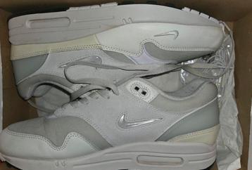 Nike air max 1 42 beschikbaar voor biedingen