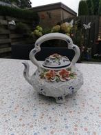Capodimonte Italiaans Porselein Theepot Obsmuk Barok Bloemen, Antiek en Kunst, Ophalen