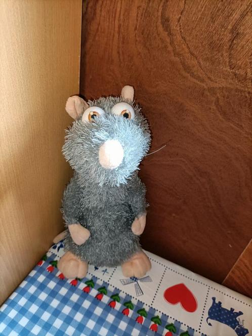 Ratatouille rat knuffel 34 cm groot, Kinderen en Baby's, Speelgoed | Knuffels en Pluche, Ophalen of Verzenden