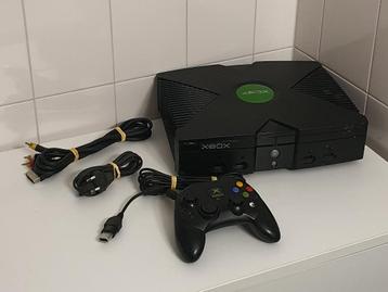 Xbox Original met Originele Controller & kabels beschikbaar voor biedingen