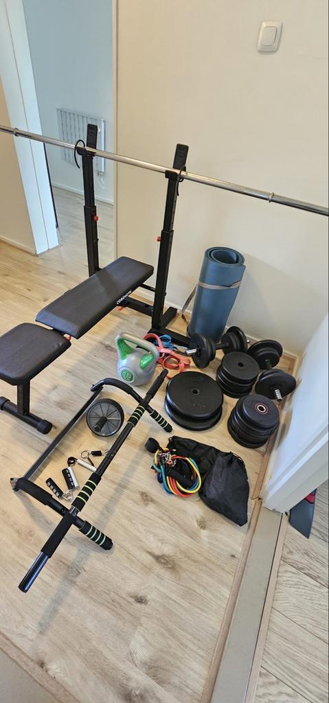 Home Gym Set, Sport en Fitness, Fitnessapparatuur, Gebruikt, Overige typen, Armen, Borst, Buik, Rug, Metaal, Ophalen