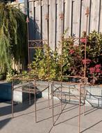 Ijzeren (roest) decoratie stoelen- 2 stuks, Ophalen, Gebruikt