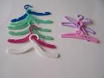 Oude Barbie kleerhangertjes, Ophalen of Verzenden, Gebruikt