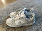 Nike Dunk Low - Nieuw!, Ophalen of Verzenden, Nieuw, Grijs, Sneakers of Gympen