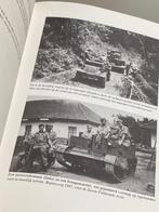 Een stem uit het veld / generaal Spoor Ned. Indië, Boeken, Ophalen of Verzenden, Zo goed als nieuw, Landmacht, 1945 tot heden