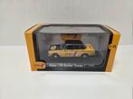 Universal Hobbies Simca 1300 Berline "Europe 1" 1:43, Hobby en Vrije tijd, Modelauto's | 1:43, Auto, ., Ophalen of Verzenden, Zo goed als nieuw