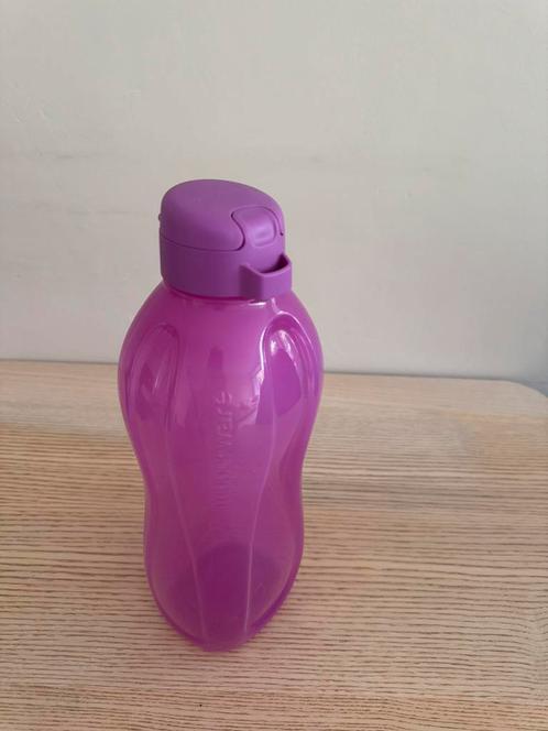 Tupperware Eco Fles 2 liter Lila, Huis en Inrichting, Keuken | Tupperware, Nieuw, Ophalen of Verzenden