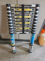 Uitschuifbare ladder 2 tot 4 meter, Ophalen, Zo goed als nieuw, 4 meter of meer