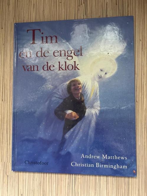 Tim en de engel van de klok, Andrew Matthews, Boeken, Prentenboeken en Plaatjesalbums, Zo goed als nieuw, Verzenden