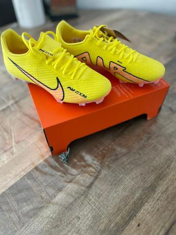 NIEUW Nike voetbalschoenen | maat 39 beschikbaar voor biedingen