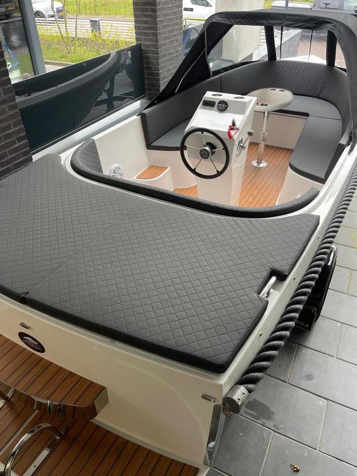 Admiral 600 Tender - Suzuki 20pk ( bj’2022 ), Watersport en Boten, Sloepen, Zo goed als nieuw, 10 tot 30 pk, 3 tot 6 meter, Buitenboordmotor