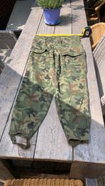 Poolse camouflage broek mt 50 ongeveer, Ophalen of Verzenden, Landmacht, Nederland, Kleding of Schoenen