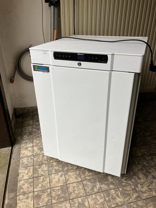 LABORATORIUM KOELKAST Gram BioCompact II RR 210 Snelkoeler, Witgoed en Apparatuur, Koelkasten en IJskasten, Gebruikt, Zonder vriesvak