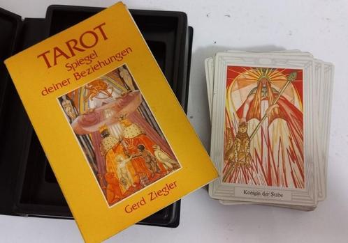 Aleister Crowley Thoth tarot 1986 kaarten large, Boeken, Esoterie en Spiritualiteit, Gelezen, Overige typen, Tarot of Kaarten leggen