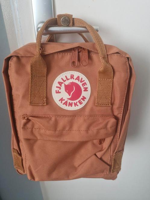 Fjallraven Kanken mini 7L burnt orange in nieuwstaat, Sieraden, Tassen en Uiterlijk, Tassen | Schooltassen, Zo goed als nieuw