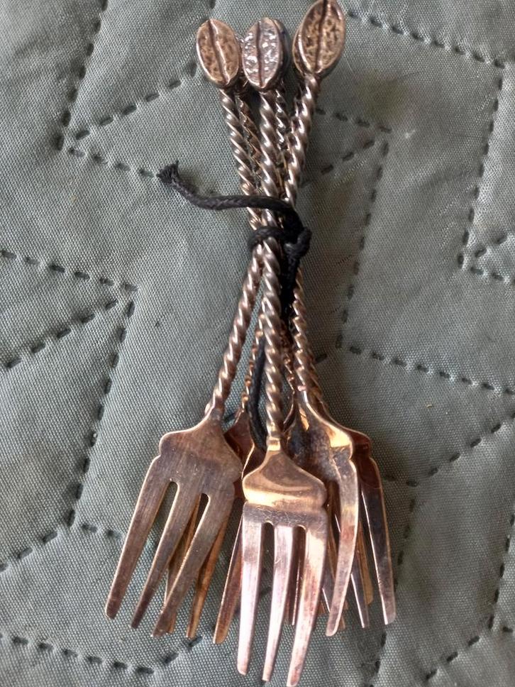 Vintage gebak's vorkjes gala 6 stuks, Antiek en Kunst, Antiek | Woonaccessoires, Ophalen of Verzenden