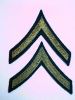 Twee WO2 Private First Class strepen olive drab, Ophalen of Verzenden, Landmacht, Amerika, Embleem of Badge